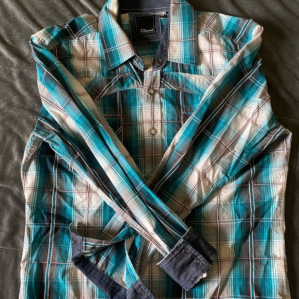 Pearl snap long sleeve